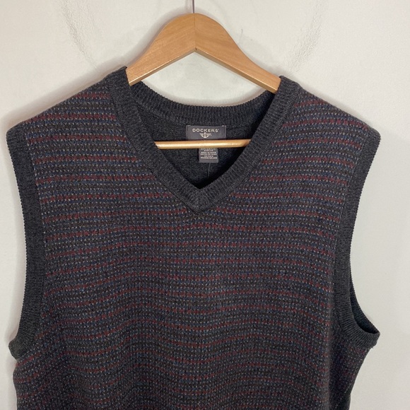Dockers extra soft gunmetal multi patterned sweater grandpa vest size L - Picture 3 of 9
